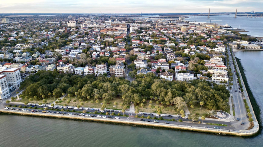 Protecting the City of Charleston with the Low Battery Seawall and modern drainage design